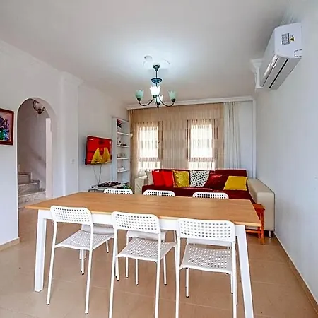 Bambaska 4*